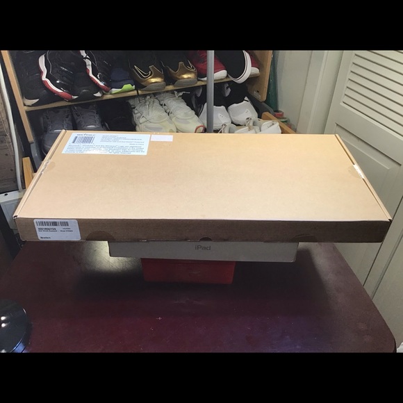 New Seal Shield™ SILVER SEAL™ Medical Grade Keyboard - Dishwasher Safe & Black - Picture 10 of 10